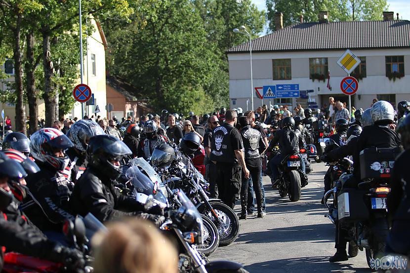 Baltic Chain Run 2019 parādes brauciens. 360video