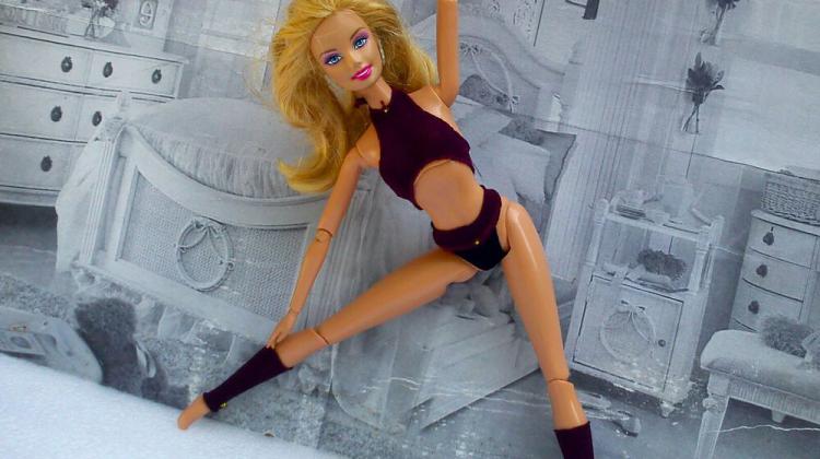 Easy diy miniature barbie ideas