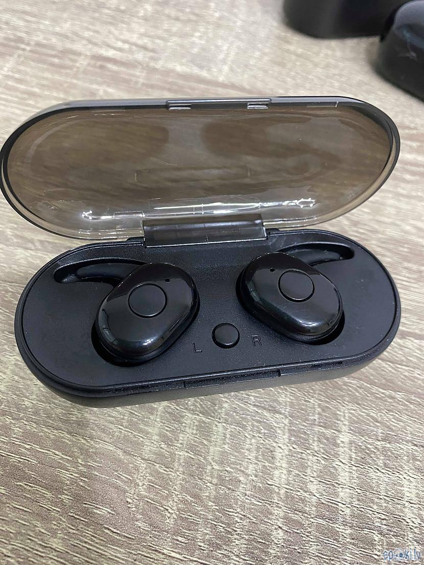 TWS bluetooth austiņas pa 10 EUR.
