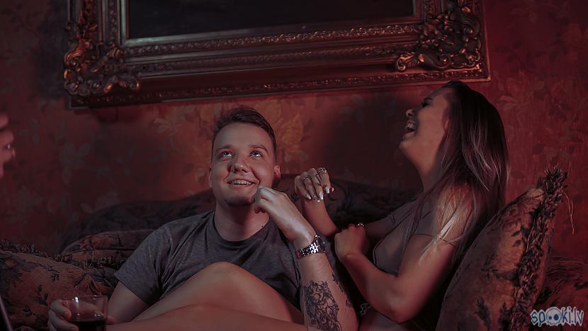 Felkers - Debesīm vai Elli (Oficiālais video)