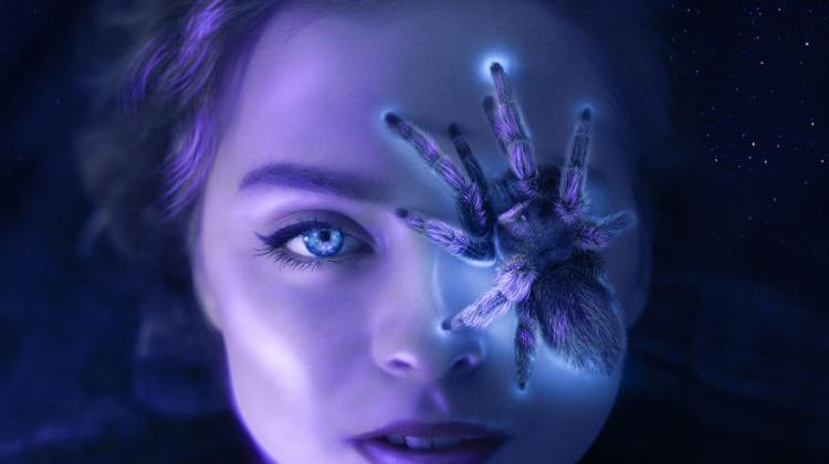 Annas Maknotas (Anna McNaught) maģiskās kvēlojošās foto manipulācijas