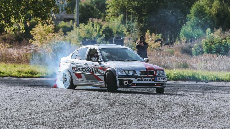 Autovlogs / Pirmais kārtīgais izbrauciens ar TURBO BMW / Drifta treniņš.