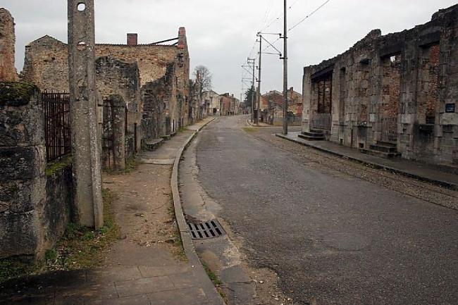 OradoursurGlane France Autors: coldasice pamestas pilsētas no visas pasaules