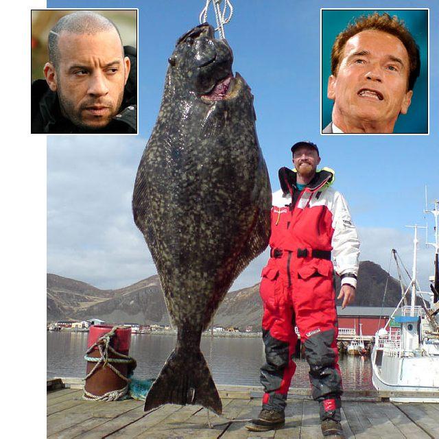 Soren Beck stāv pie milzu zivs... Autors: Fosilija Lielas zivis = Slavenības