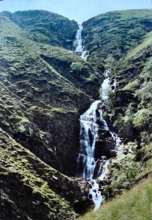 Cautley Spout ir augstākais... Autors: khekhe Ūdenskritumu burvība