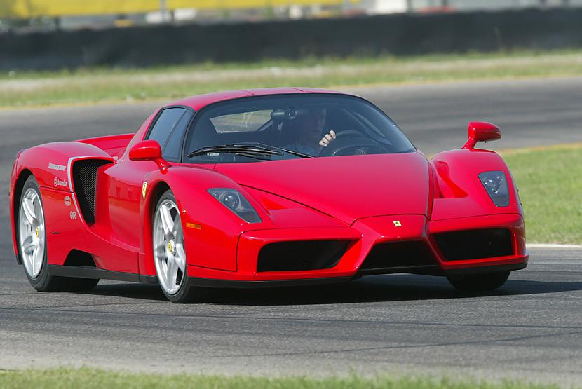 4 Ferrari Enzo 670000 34036000... Autors: kanba Pasaulē dārgāko automašīnu top 10.