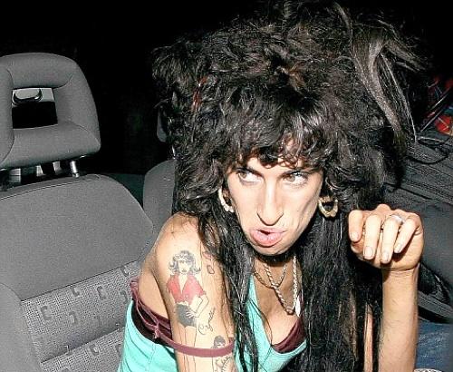 AMY WINEHOUSE Angļu dziedātāja... Autors: Citizen Cope Slavenību kaprīzes