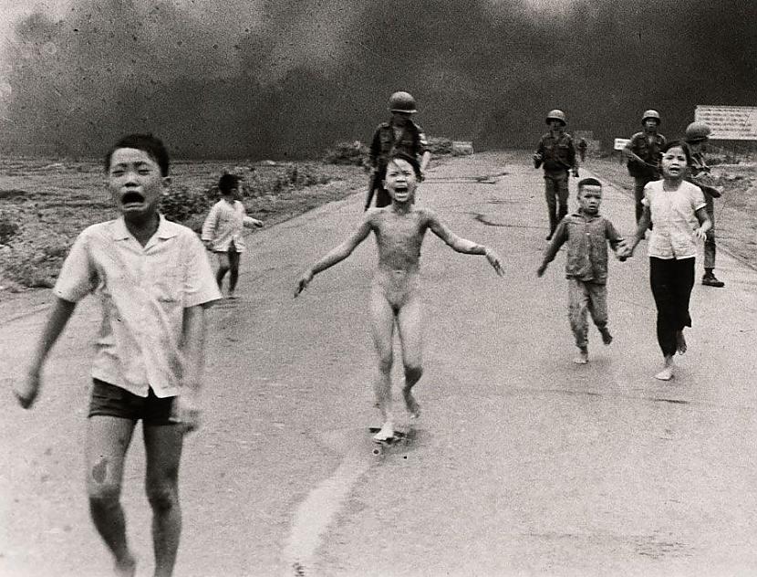 1972 gada TrangbangPhan Thi... Autors: ome88 1955 - 2006 World press labākās bildes. 1. daļa