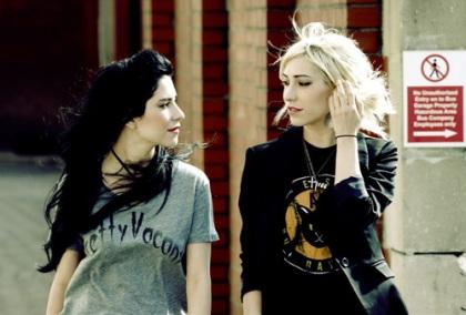  Autors: Honeybear The Veronicas.