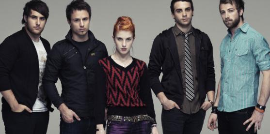  Autors: aucīis Paramore