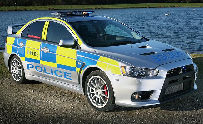Mitsubishi Evo X England amp... Autors: vicemen1 TOP 10 Police Cars In The World
