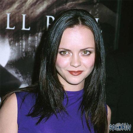  Autors: Cute Christina Ricci