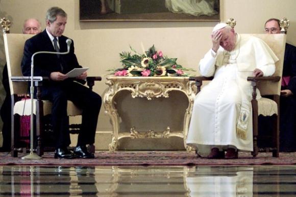 Vizīte Vatikānā Autors: LAGERZ Džordža buša foto hronika