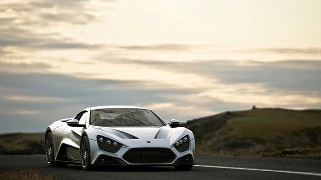  Autors: MONTANNA Zenvo ST1