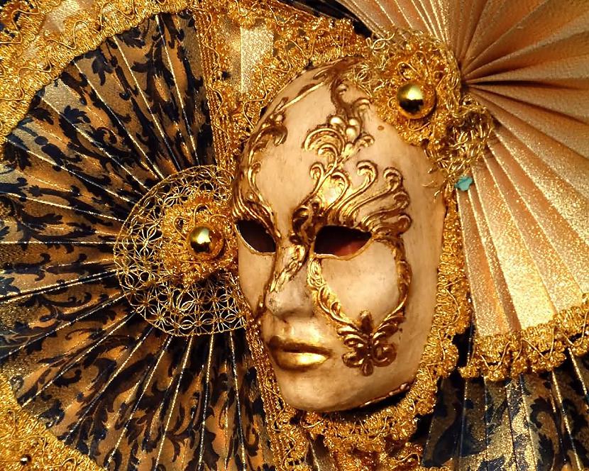 Mūsdienu karnevālam masku... Autors: AndOne Aiz maskas!