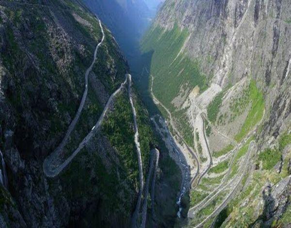 Trollstigen Norvēģijā Ceļš... Autors: jippo Pasaules interesantākie autoceļi.
