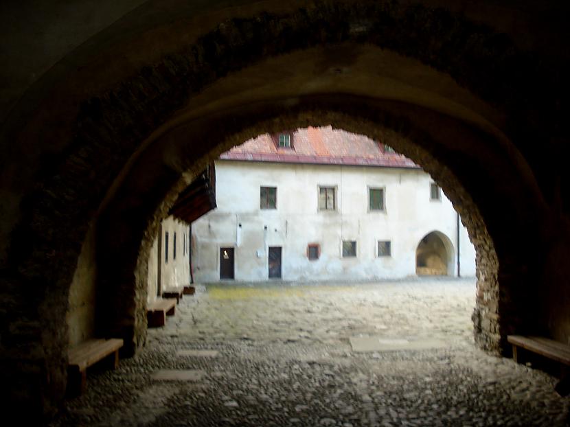 Klostera vārti  Autors: Almucha Brīnišķīga vieta Slovākijā, Pieniny Nacioālais parks