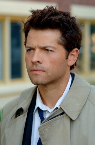  Autors: Gufija misha collins