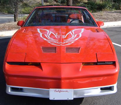 1985 gada Trans Am Autors: GET MONEY Pontiac