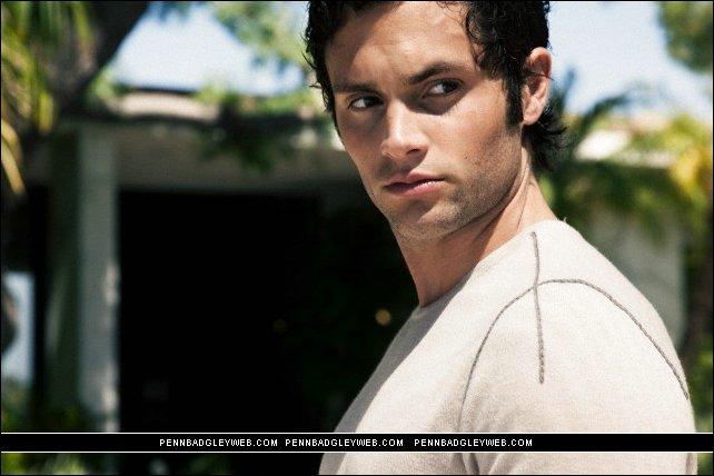 No 2007gada satiekas ar Blake... Autors: spūldzze Penn Badgley,Chace Crawford and Ed Westwick