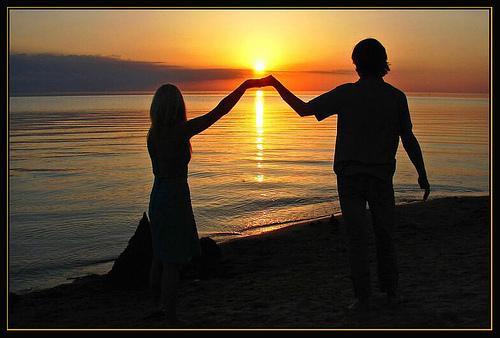 Love is like the sun You can... Autors: DuoMzh Love is...