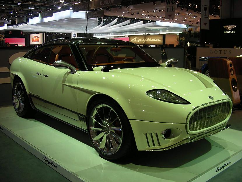 Iepazistinu ar D8 SUV4vietigs... Autors: GET MONEY Spyker Cars