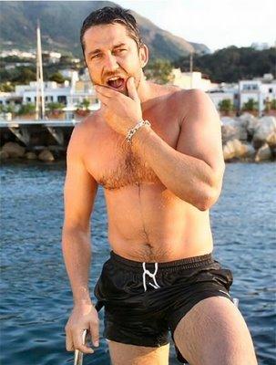  Autors: Holy Cow Hot Actors #4: Gerard Butler