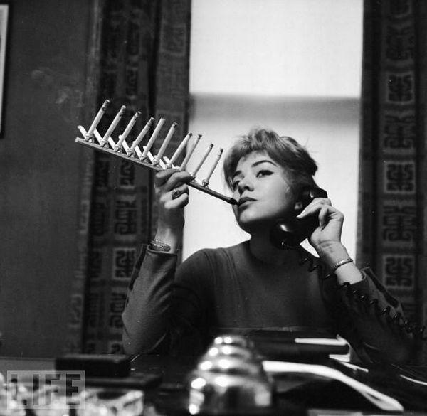 Veselas paciņas cigarešu... Autors: miemis Traki pagātnes izgudrojumi!