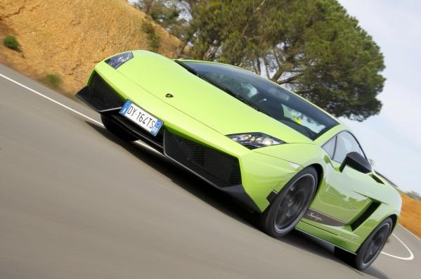  Autors: klaidonis11 Svētki Lamborghini rūpnīcā