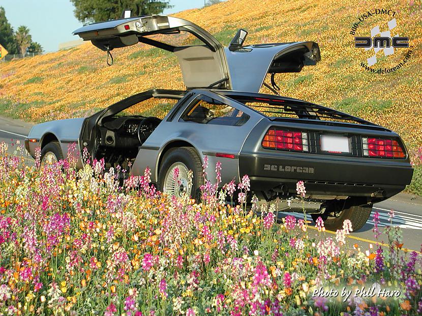  Autors: Fancy Delorean DMC-12