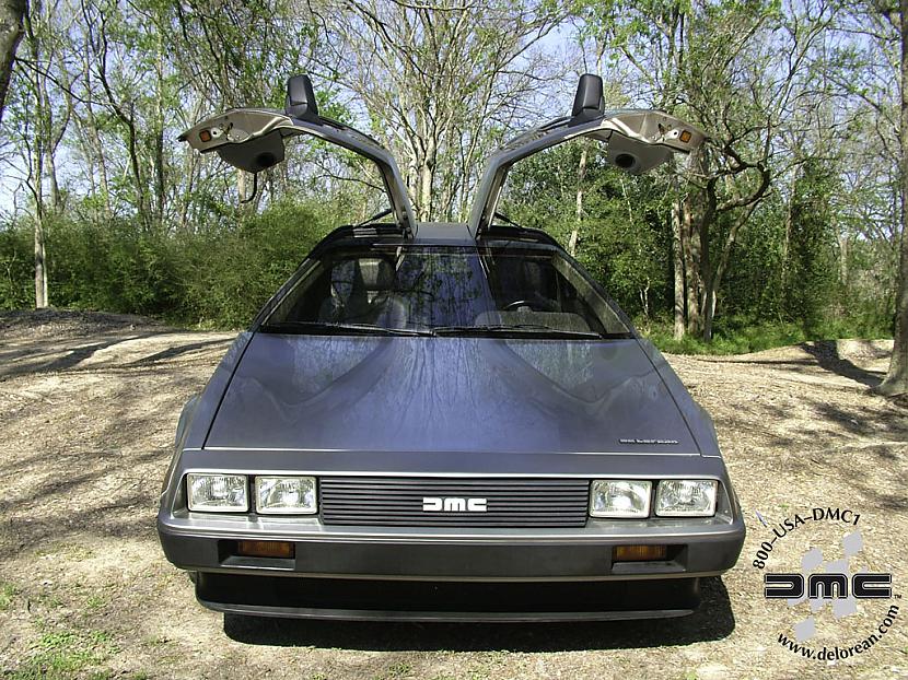  Autors: Fancy Delorean DMC-12