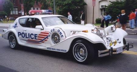 CMC Tiffany Amerikā ražota... Autors: Kūpers 15 Visforšākās policijas mašīnas