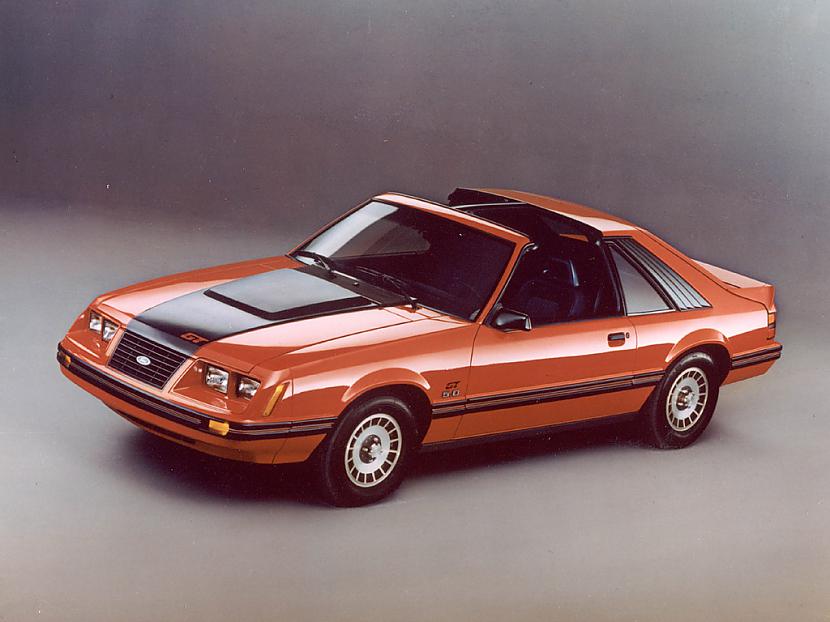  1983 Autors: Mo42 Ford Mustang evolucija bildes