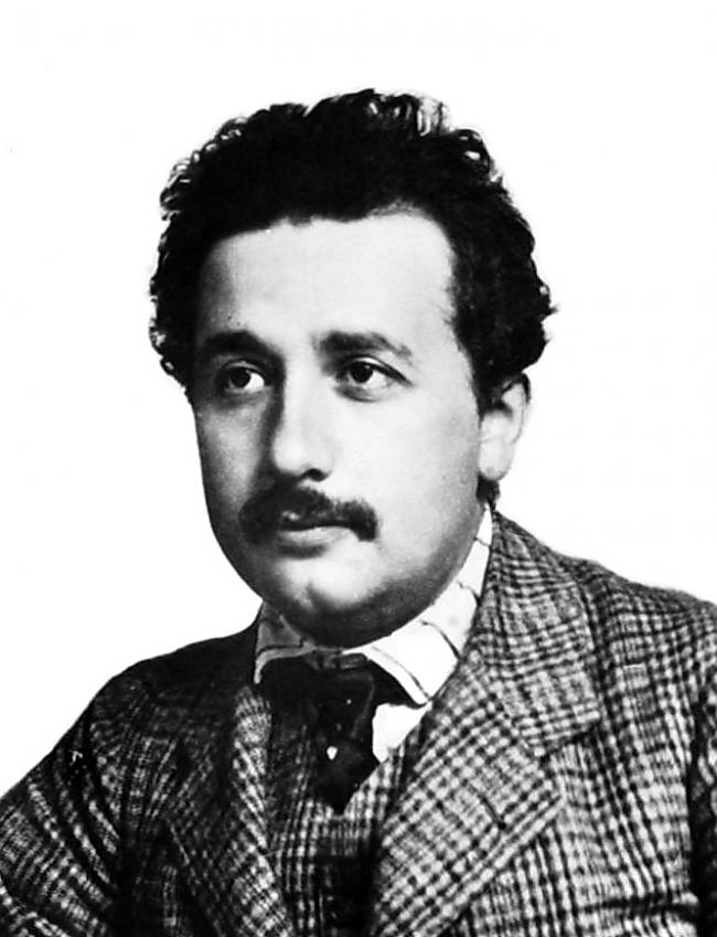 Alberts Einšteins Autors: pekars Alberts Einšteins un  Tomass Edisons vareni izgudrotaji