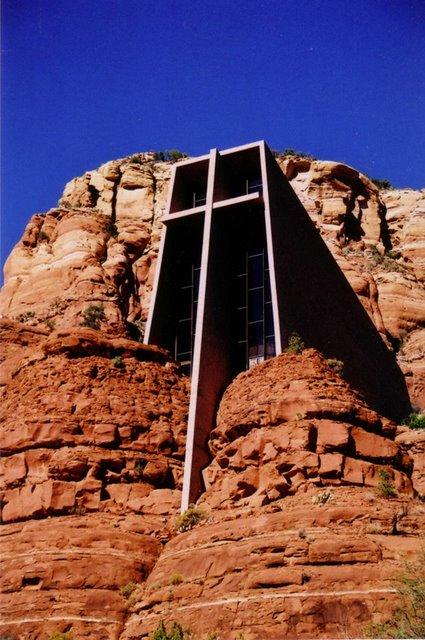Baznīca klintī  Atrodas... Autors: MilfHunter Dīvainākās ēkas pasaulē!