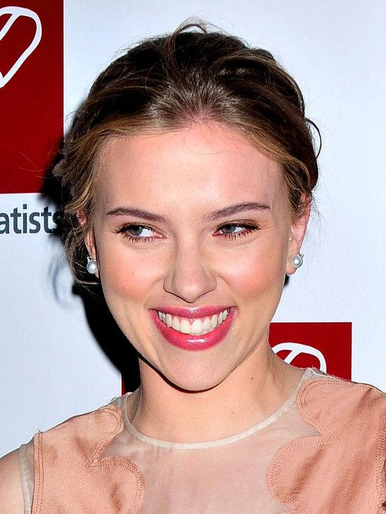 Scarlett Johansson  pēc... Autors: Inetux Celebrity nose jobs!