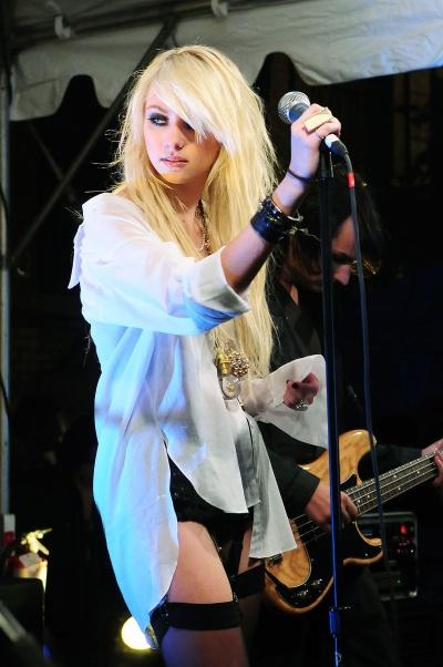  Autors: Doolittle The Pretty Reckless - Taylor Momsen