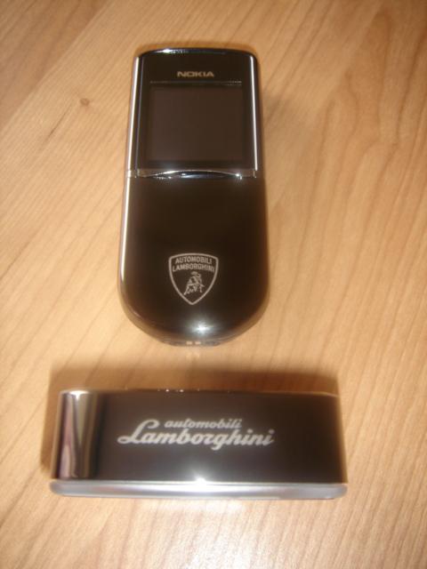 10 Lamborghini 8800 Sirocco... Autors: mehmeh Pasaules 10 dārgākie tālruņi