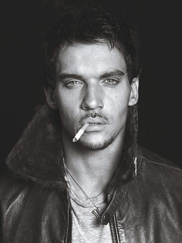  Autors: linda777 Jonathan Rhys Meyers