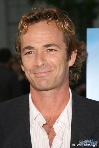 Dylan McKay Luke Perry Autors: whateverusay turpinam atcerēties klasiku. Beverly Hills 90210.