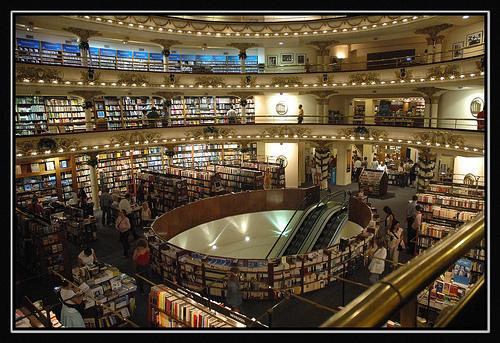 El Ateneo Buenosairesā... Autors: mehmeh Seksīgākie grāmatu veikali