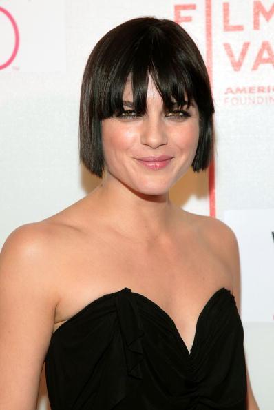  Autors: Holy Cow Selma Blair