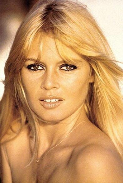 2 Vieta Brigitte Bardot 75 Autors: MEGRUBI 20 gadsimta skaistākās sievietes