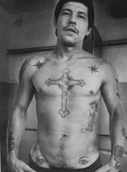 Krusts nozimee kriminalu... Autors: 6 Russian Prison Tattoos (kriminalo aprindu tetovejumu nozime)