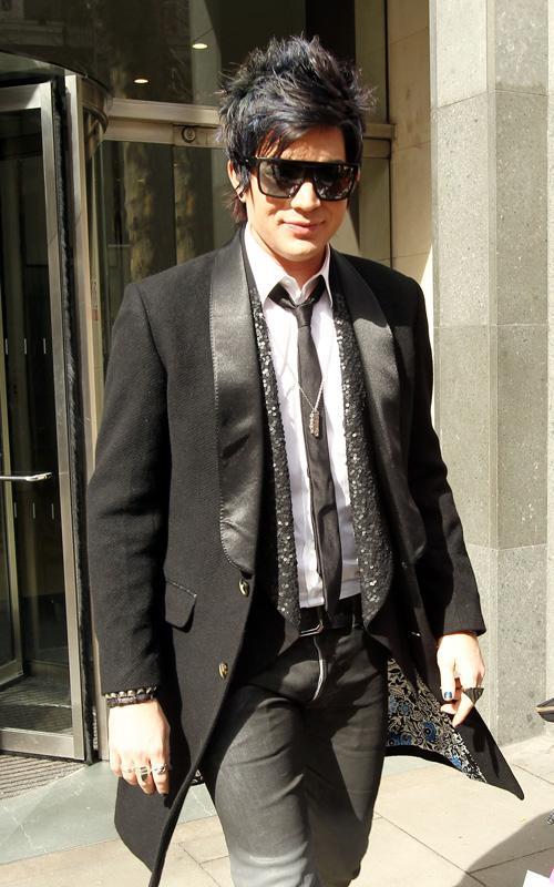  Autors: beciitis Adam Lambert. The best... :)