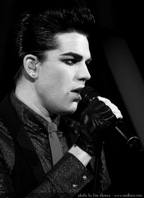  Autors: beciitis Adam Lambert. The best... :)