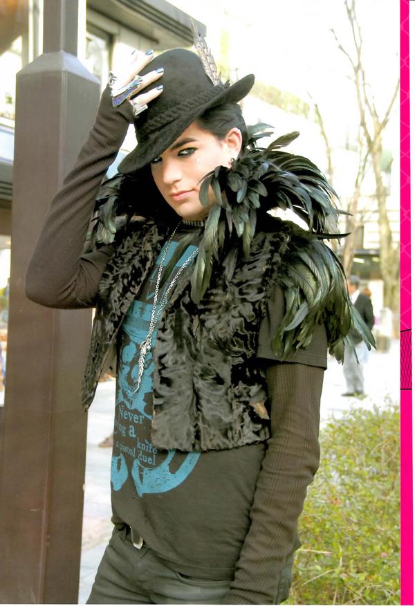  Autors: beciitis Adam Lambert. The best... :)