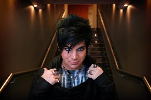  Autors: beciitis Adam Lambert. The best... :)