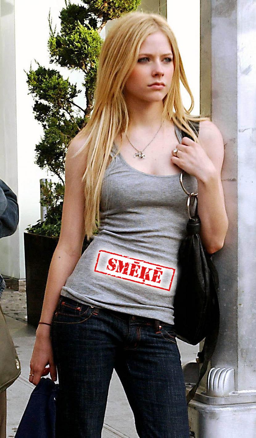 Avril Lavigne Autors: baaanis Smēķē vai nesmēķē?