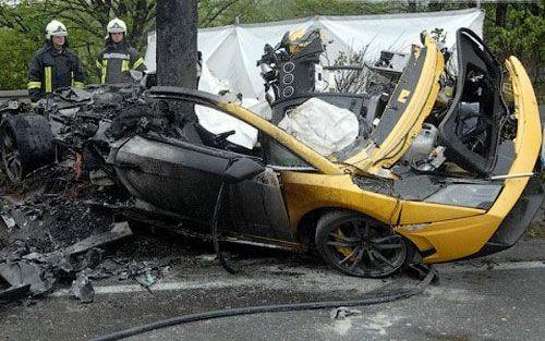 Lamborghini gallardo iekļuva... Autors: PankyBoy Kā tiek sasisti superauto